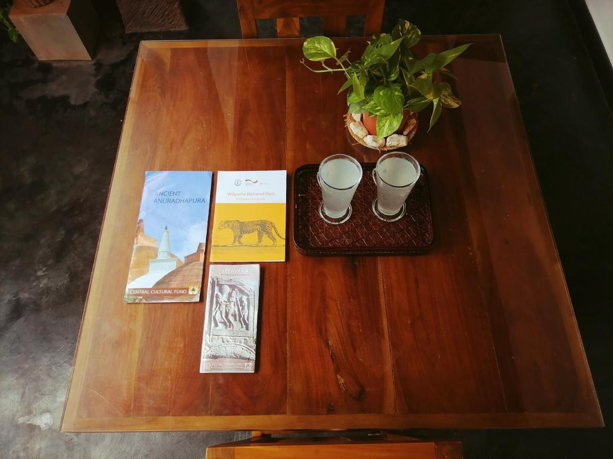Ceylonima Home Stay アヌラーダプラ エクステリア 写真