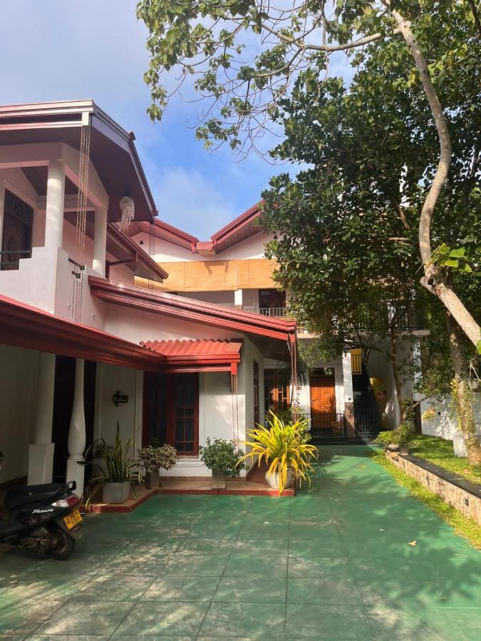 Ceylonima Home Stay アヌラーダプラ エクステリア 写真