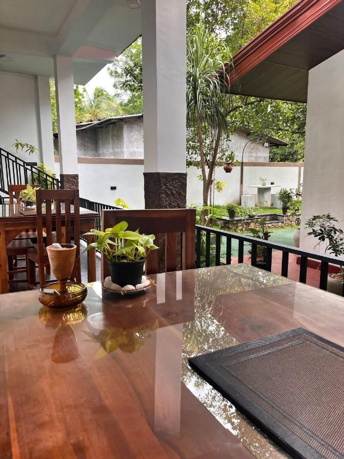 Ceylonima Home Stay アヌラーダプラ エクステリア 写真
