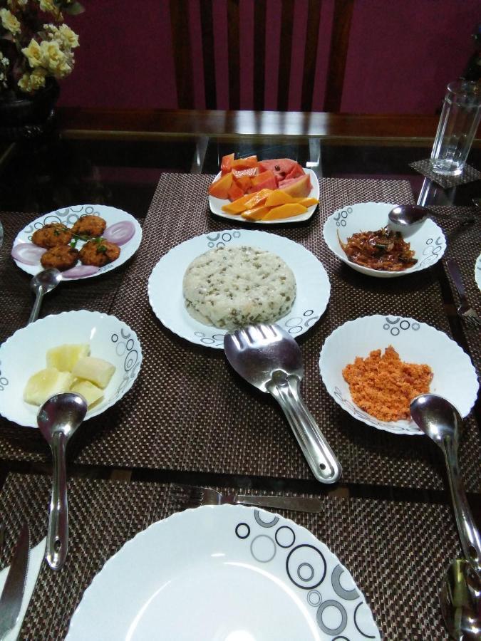Ceylonima Home Stay アヌラーダプラ エクステリア 写真