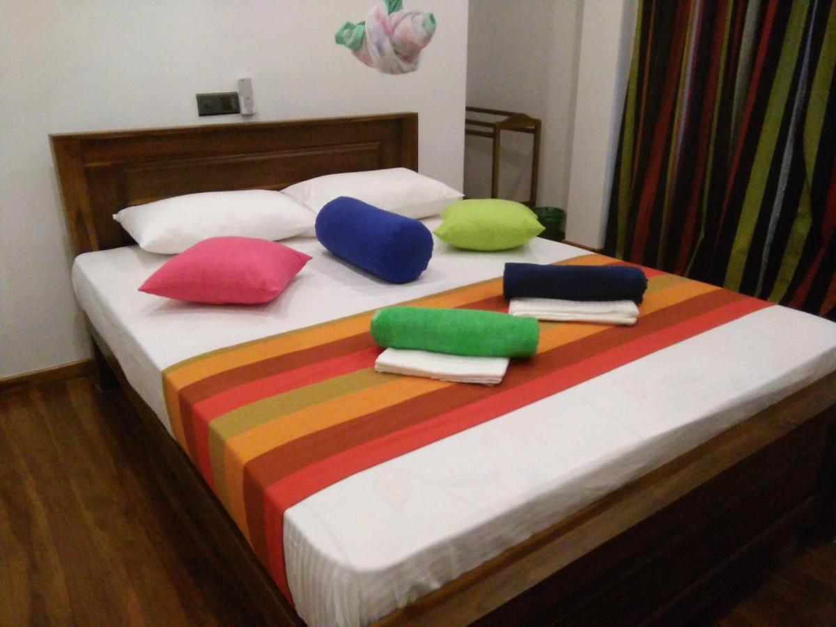 Ceylonima Home Stay アヌラーダプラ エクステリア 写真